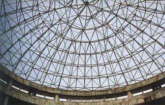 凤城铝镁锰板屋面网架在设计时要注意哪些细节